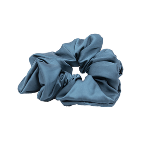 Matica Cosmetics Seiden Scrunchie Türkies Haarband Nachhaltig Hamburg Naturkosmetik 